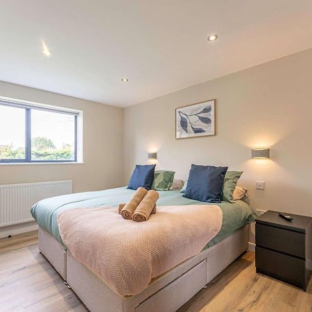 Stylish 2 Bedroom Apartments In Derby Esterno foto
