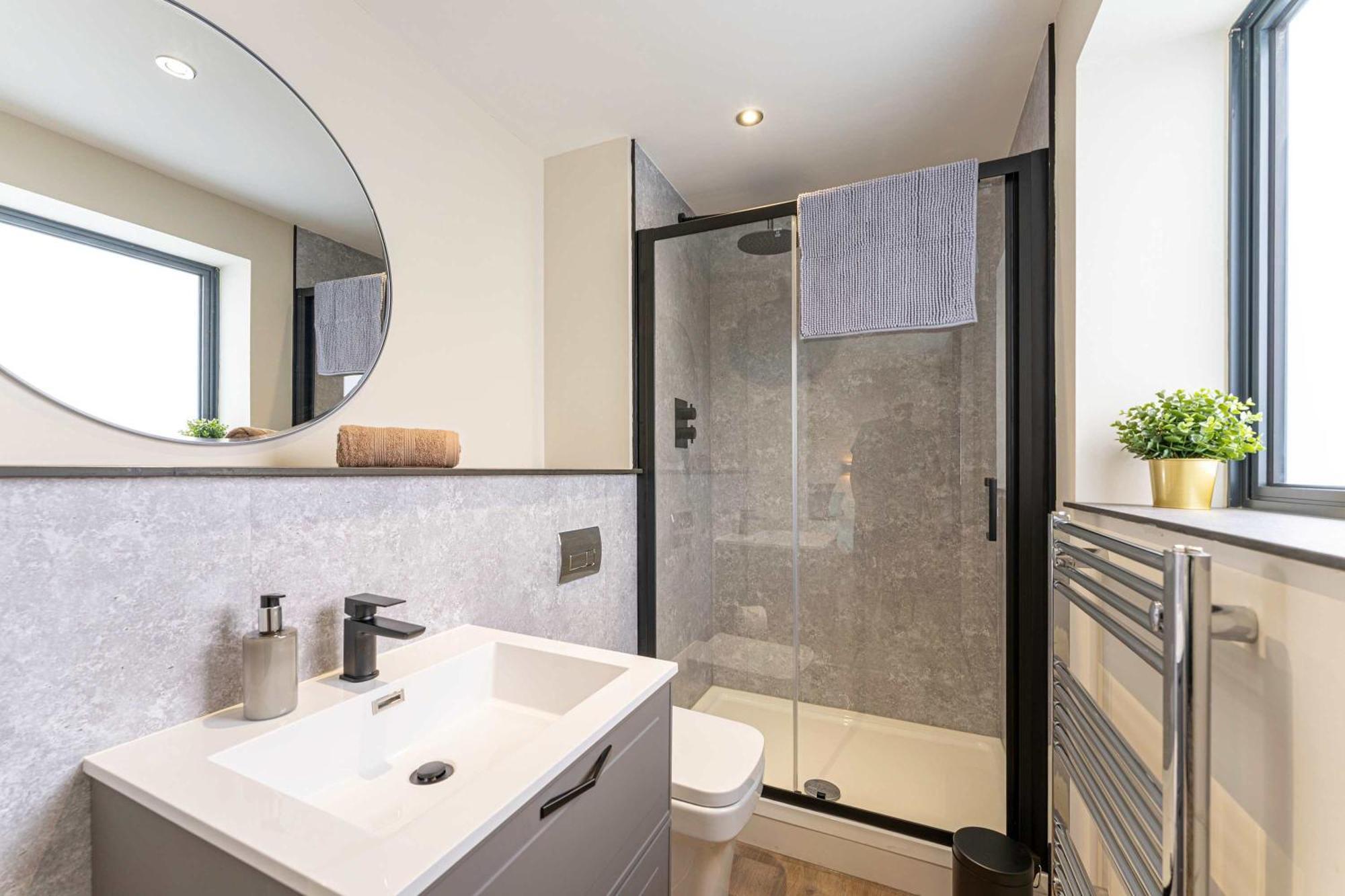 Stylish 2 Bedroom Apartments In Derby Esterno foto
