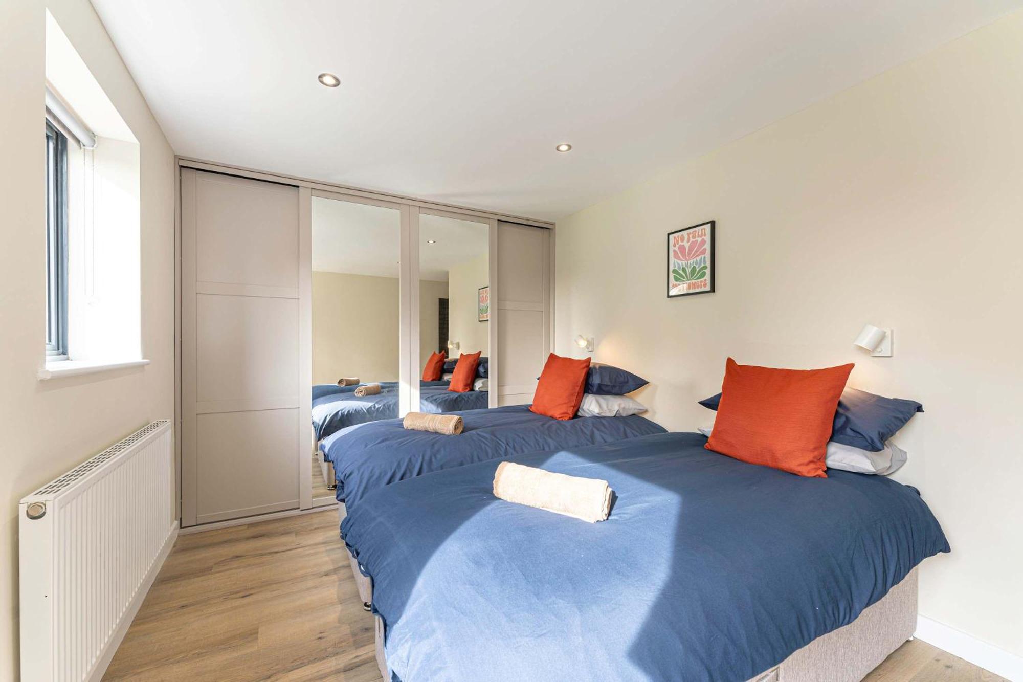 Stylish 2 Bedroom Apartments In Derby Esterno foto