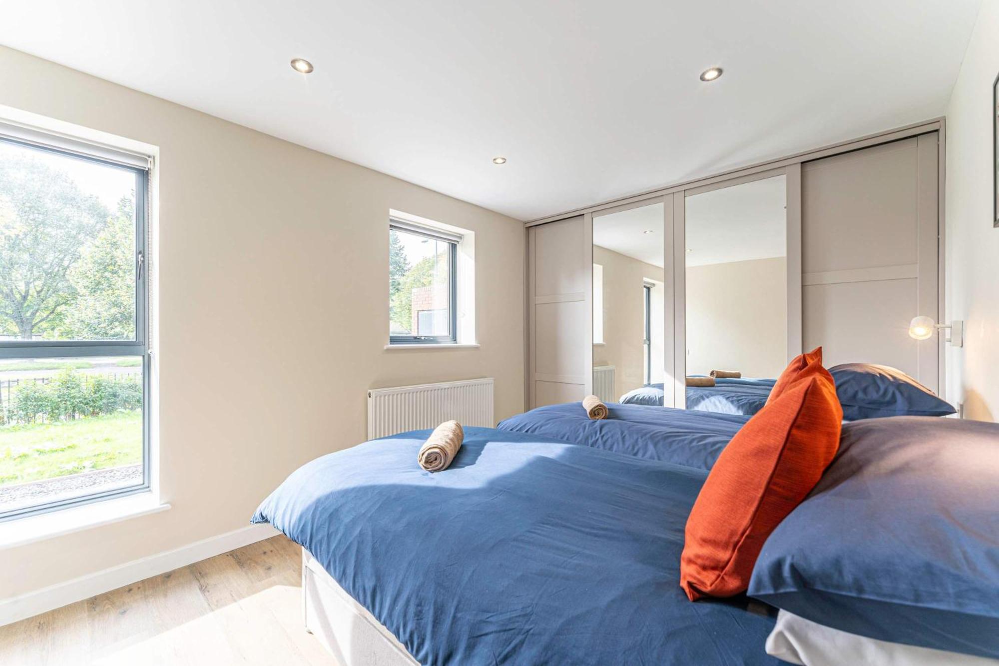 Stylish 2 Bedroom Apartments In Derby Esterno foto