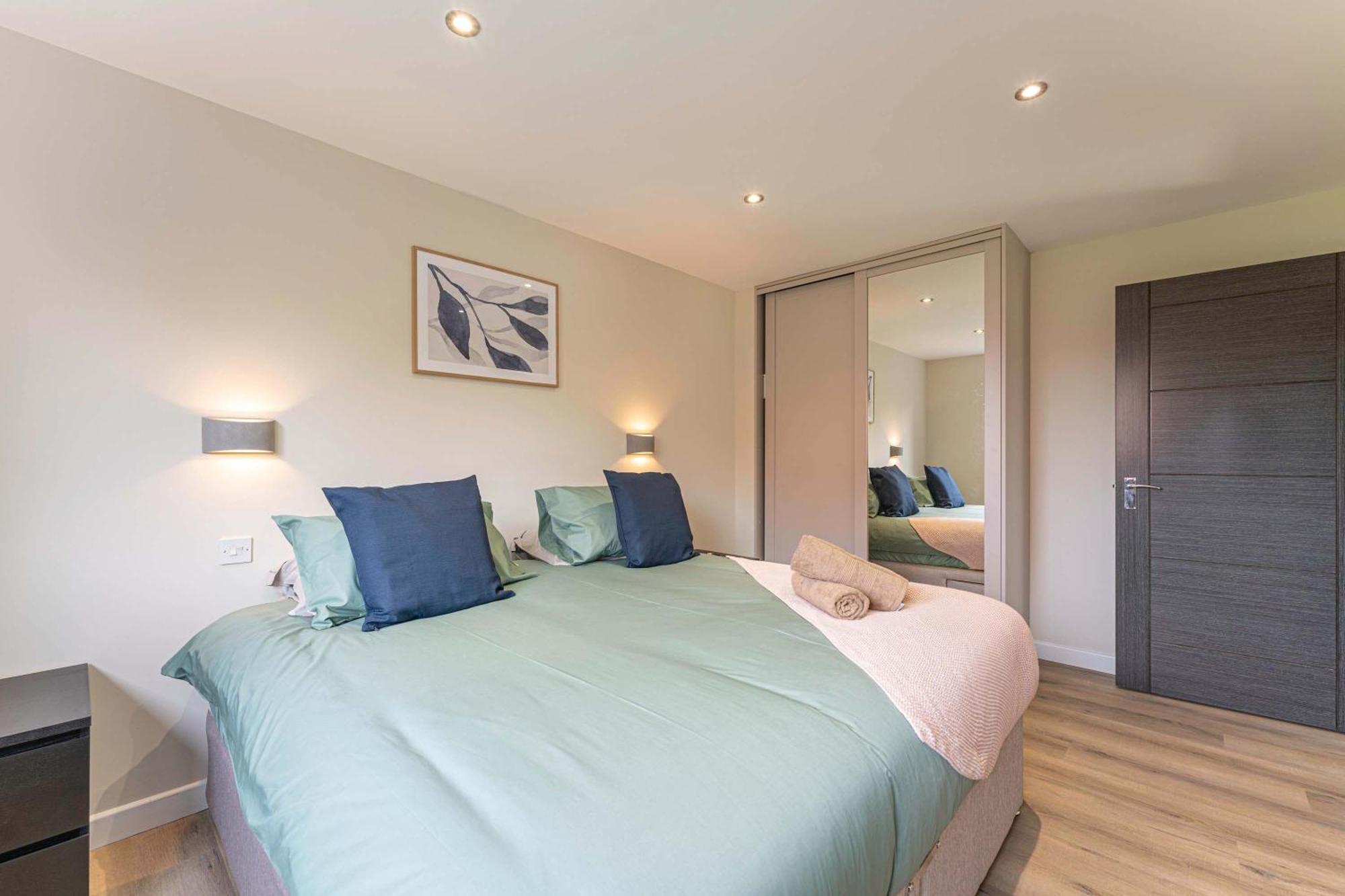Stylish 2 Bedroom Apartments In Derby Esterno foto