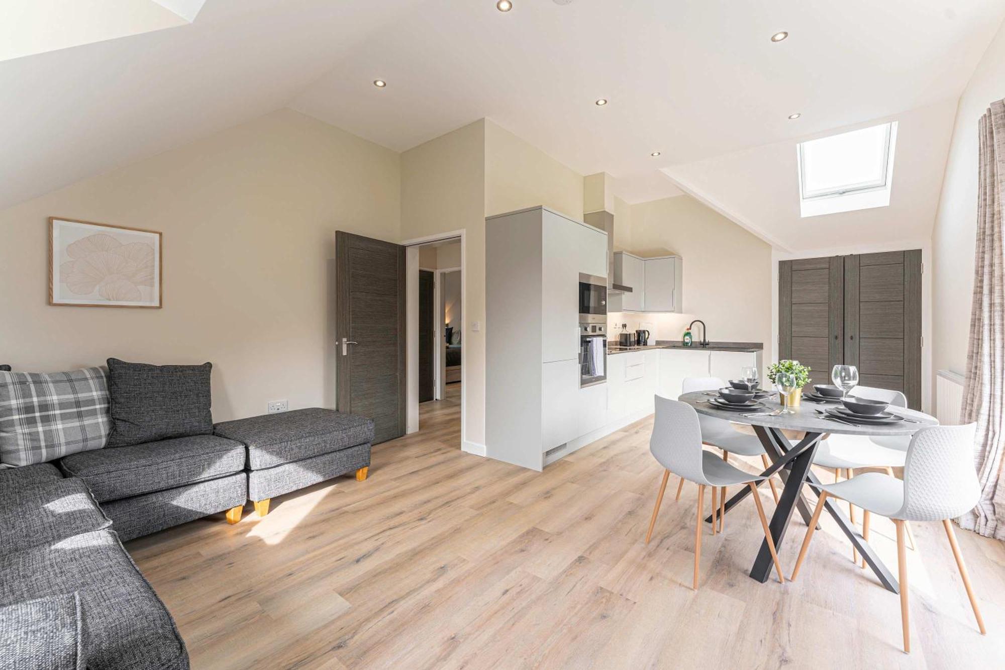 Stylish 2 Bedroom Apartments In Derby Esterno foto